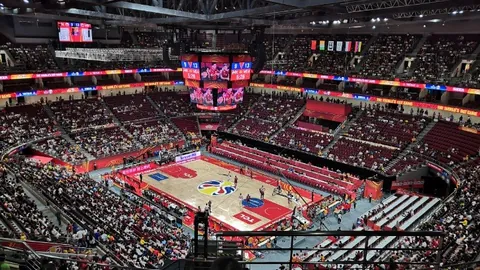米兰体育力克萨索洛，挺进意大利杯16强激战之门。